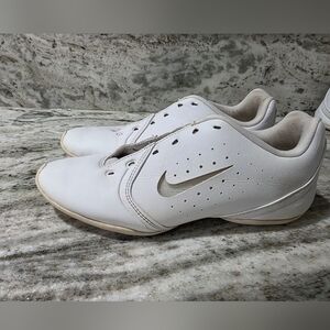 Nike Womens Cheerleading Sneakers